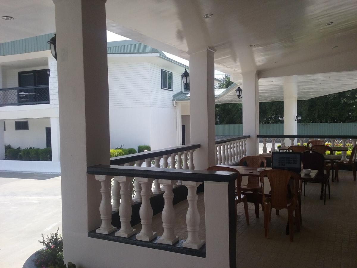 Mcroyal Hotel مونت هاجن المظهر الخارجي الصورة