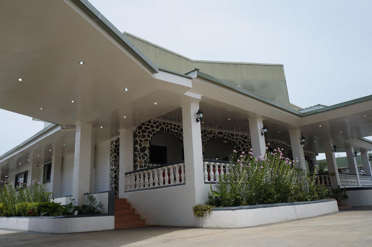 Mcroyal Hotel مونت هاجن المظهر الخارجي الصورة